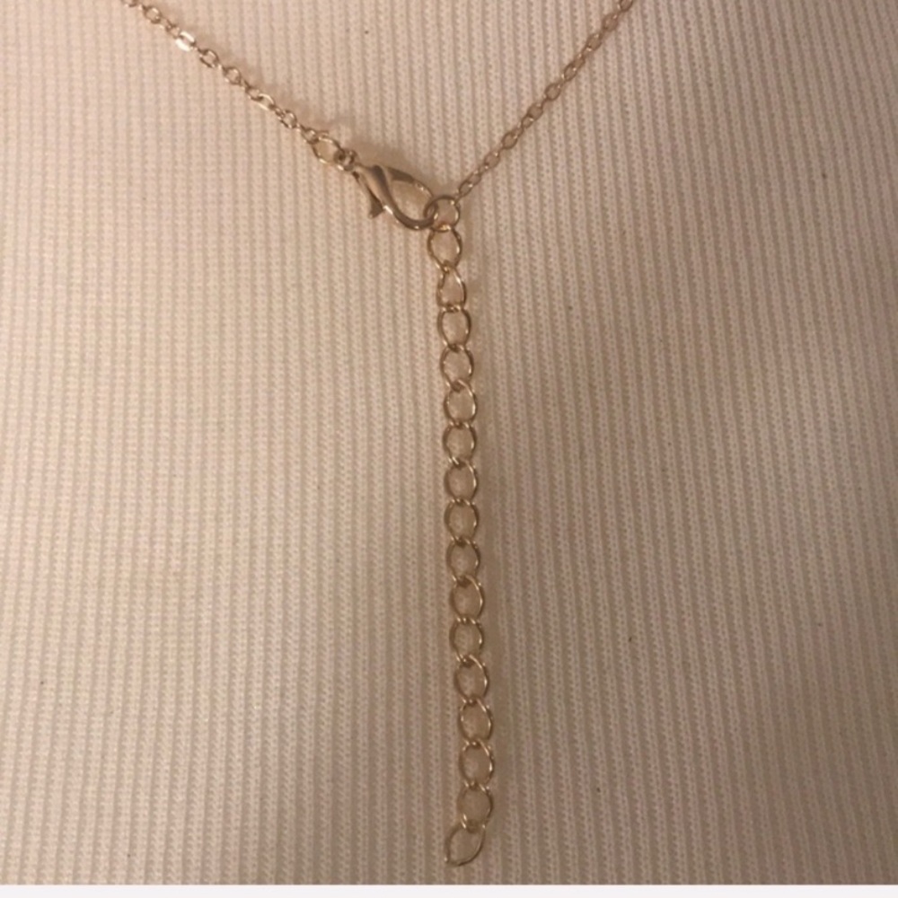 BEST SELLER! Minimalist Gold pearl lariat necklace - Picture 5 of 5